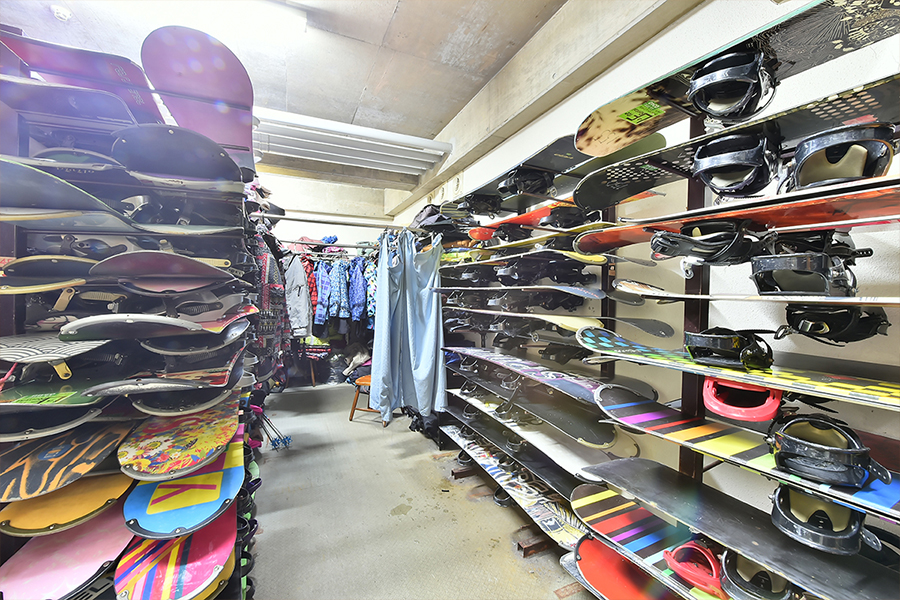 レンタルコーナー